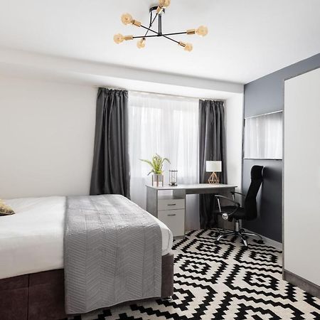 Spacious And Modern 4 Bed Apartment Next To Borough Station London Eksteriør billede