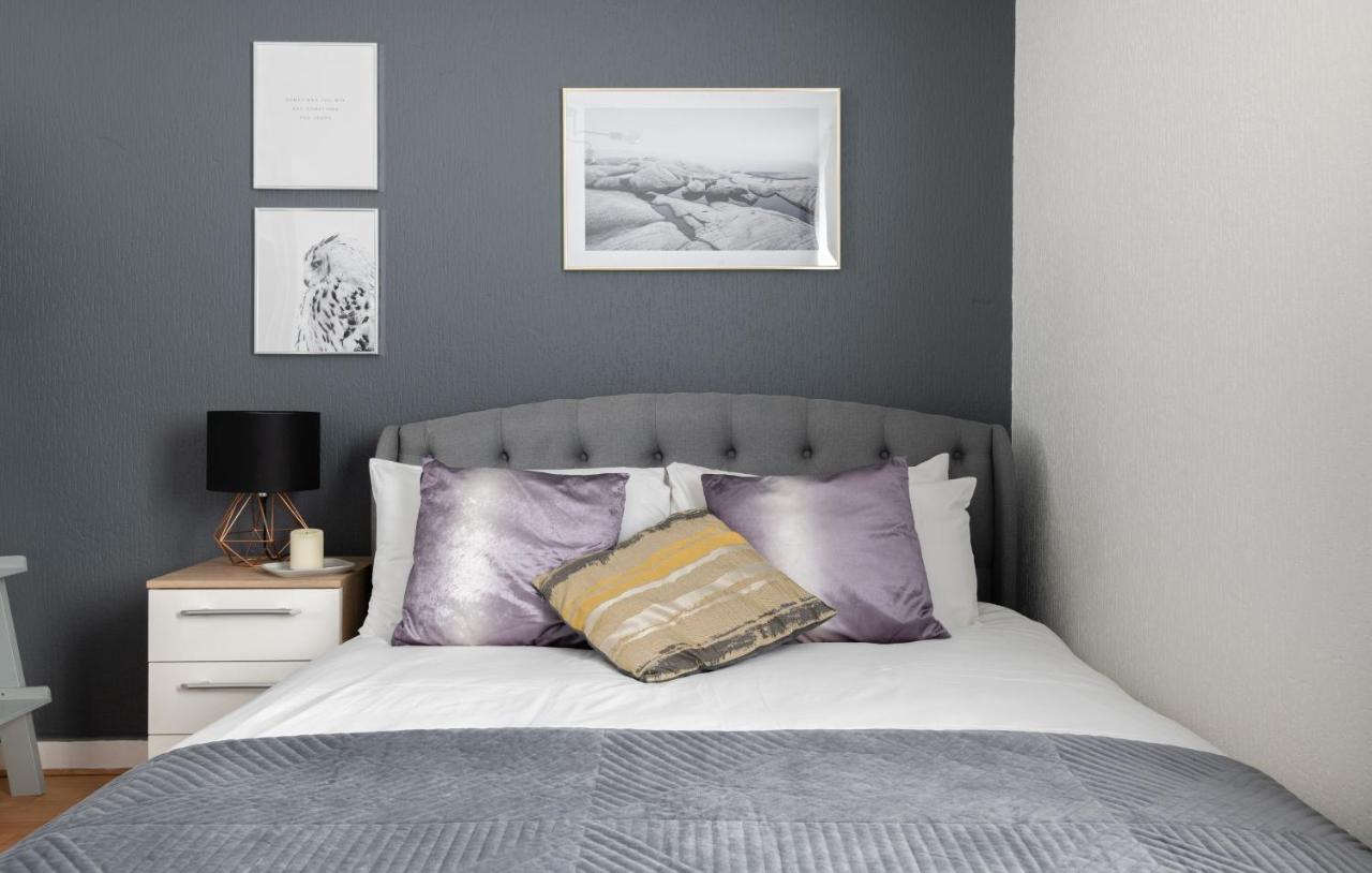 Spacious And Modern 4 Bed Apartment Next To Borough Station London Eksteriør billede